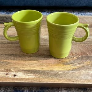 Set of 2 Fiesta latte mugs in lemongrass
